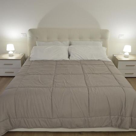 Calle Michelangelo Apartments Венеция Екстериор снимка
