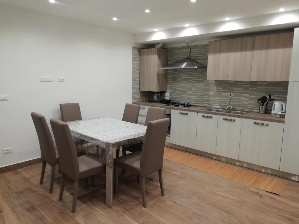Calle Michelangelo Apartments Венеция Екстериор снимка
