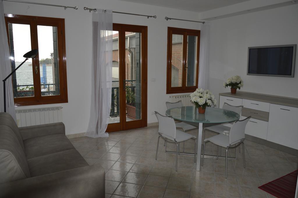 Calle Michelangelo Apartments Венеция Екстериор снимка